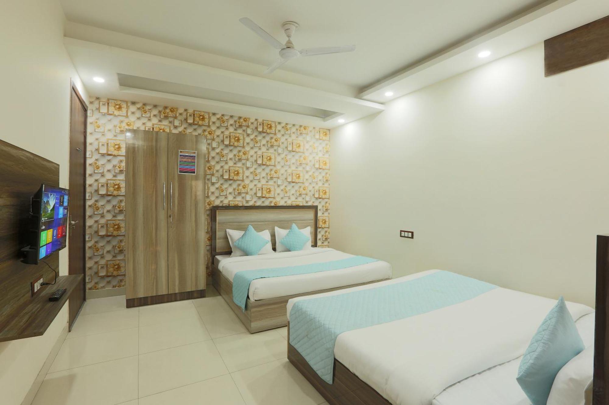 Oaks Inn Plaza Delhi Airport New Delhi Ngoại thất bức ảnh